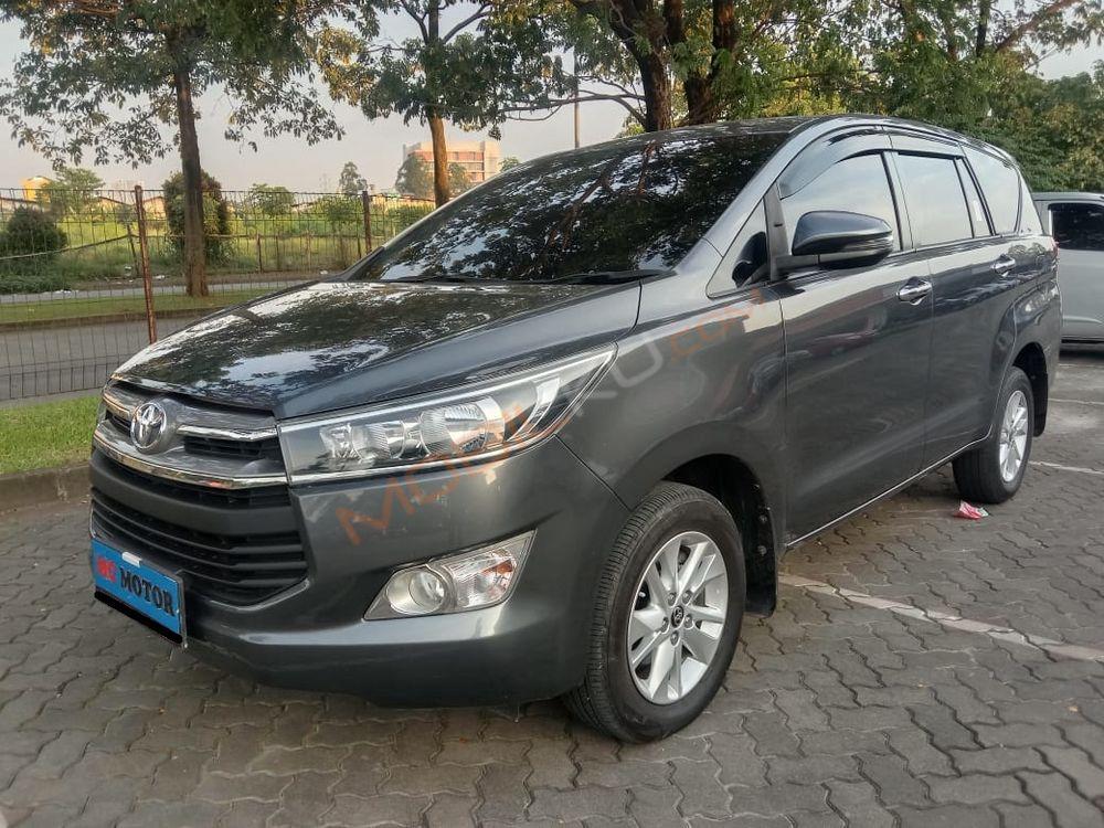 Mobil Toyota Kijang Innova 2020