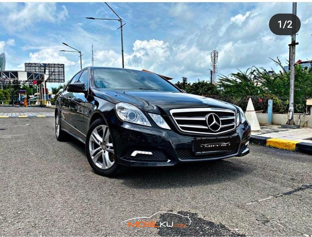 Mobil Mercedes-Benz E-Class 2010