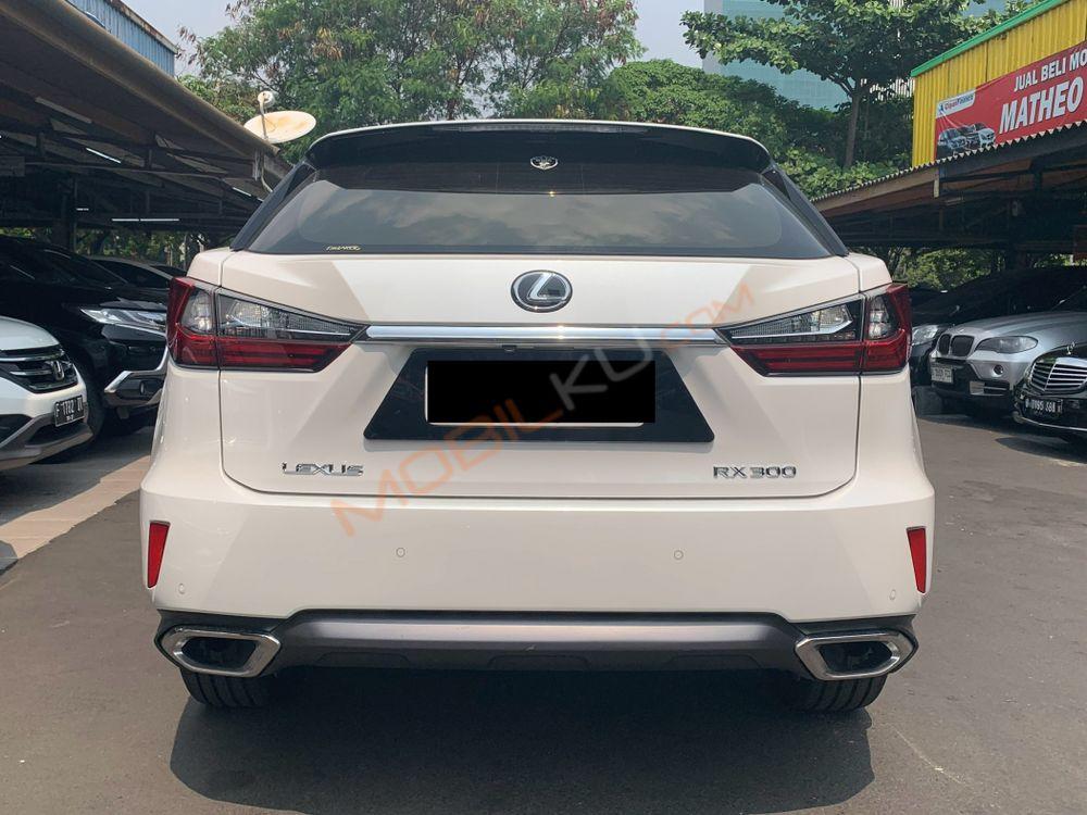 Mobil Lexus RX 2018