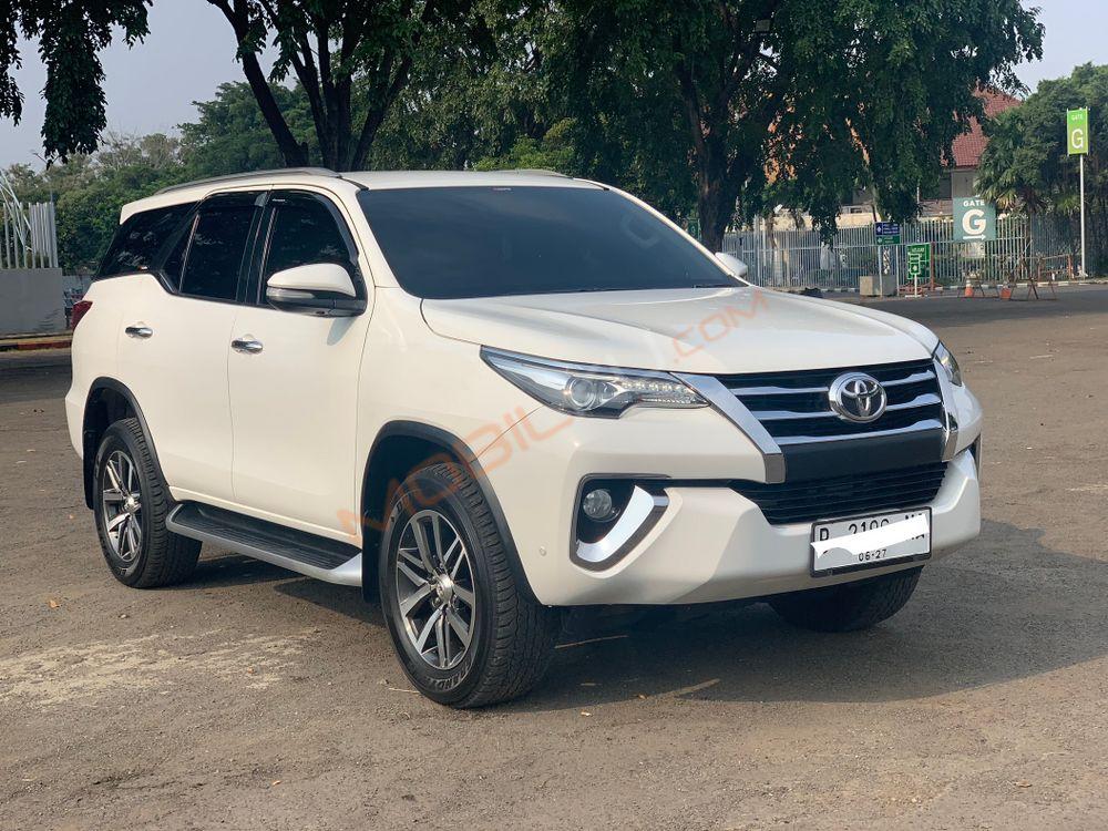 Mobil Toyota Fortuner 2017