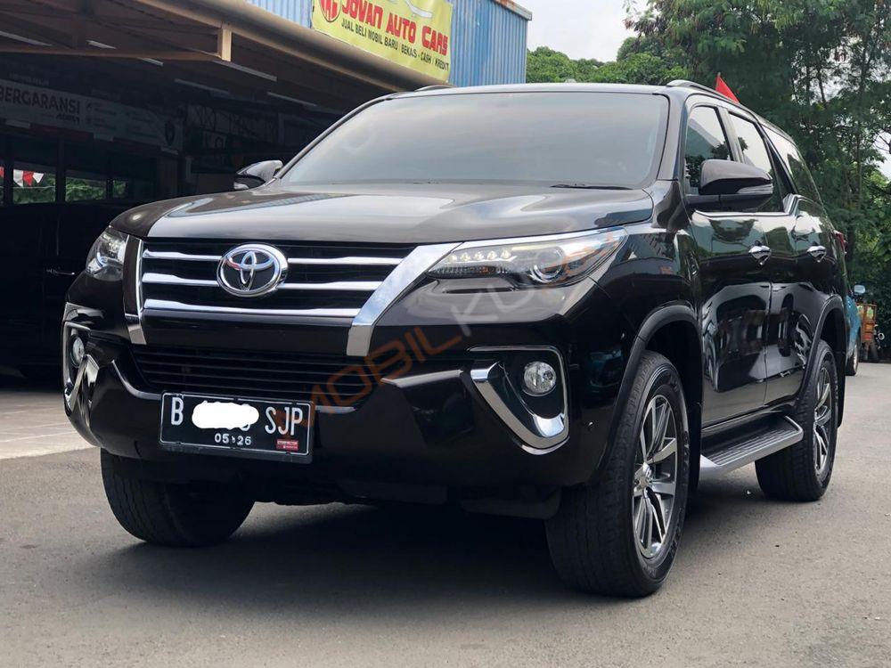 Mobil Toyota Fortuner 2016