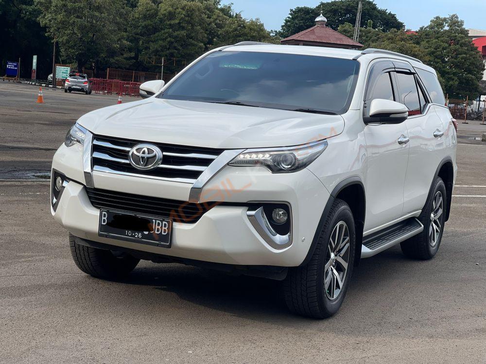 Mobil Toyota Fortuner 2016
