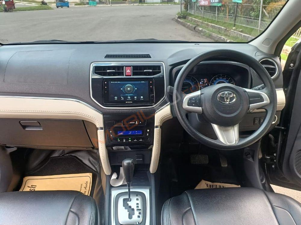 Mobil Toyota Rush 2022