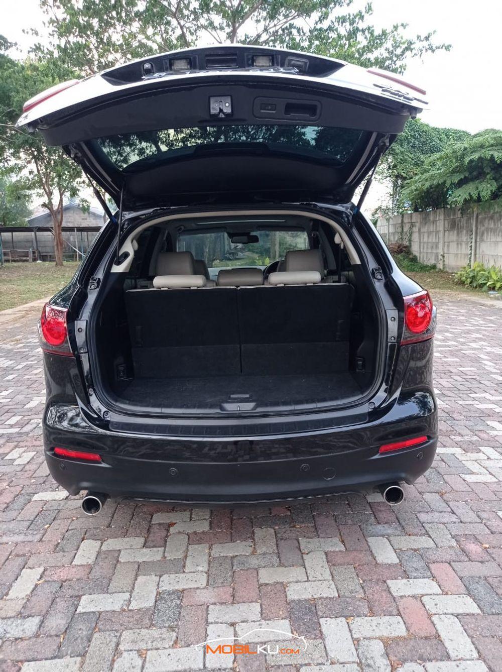 Mobil Mazda CX-9 2013