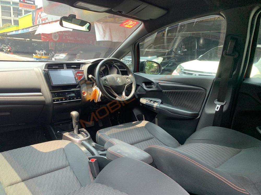Mobil Honda Jazz 2018