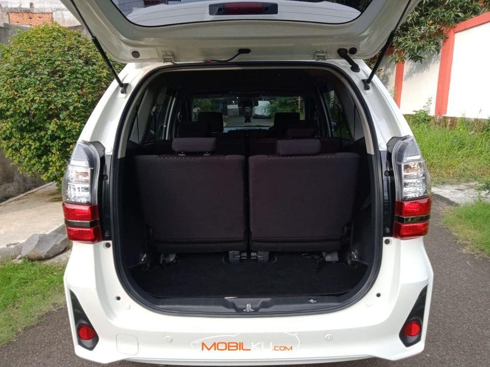 Mobil Toyota Avanza 2019