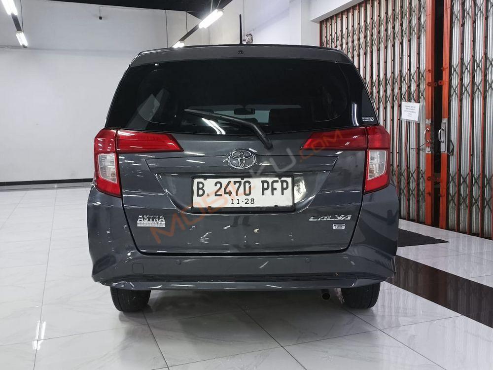 Mobil Toyota Calya 2018
