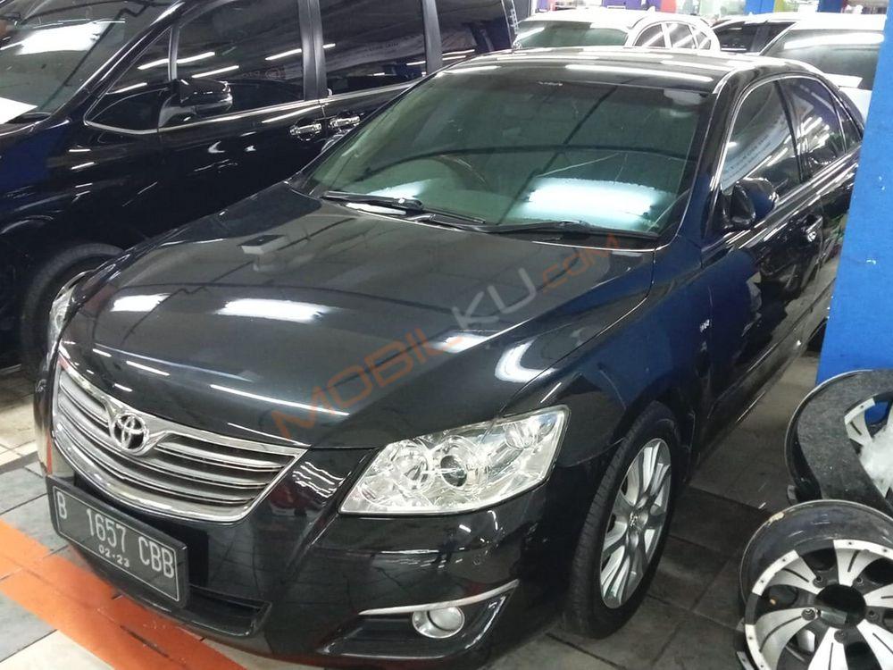 Mobil Toyota Camry 2007