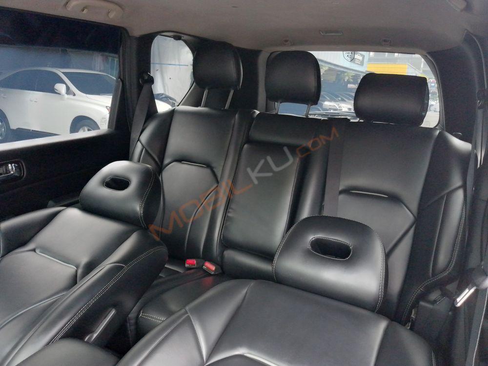 Mobil Nissan X-Trail 2008