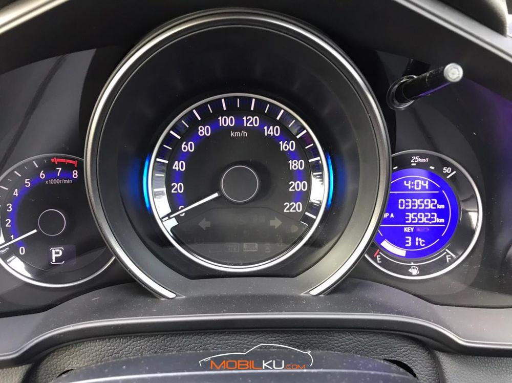 Mobil Honda Jazz 2018