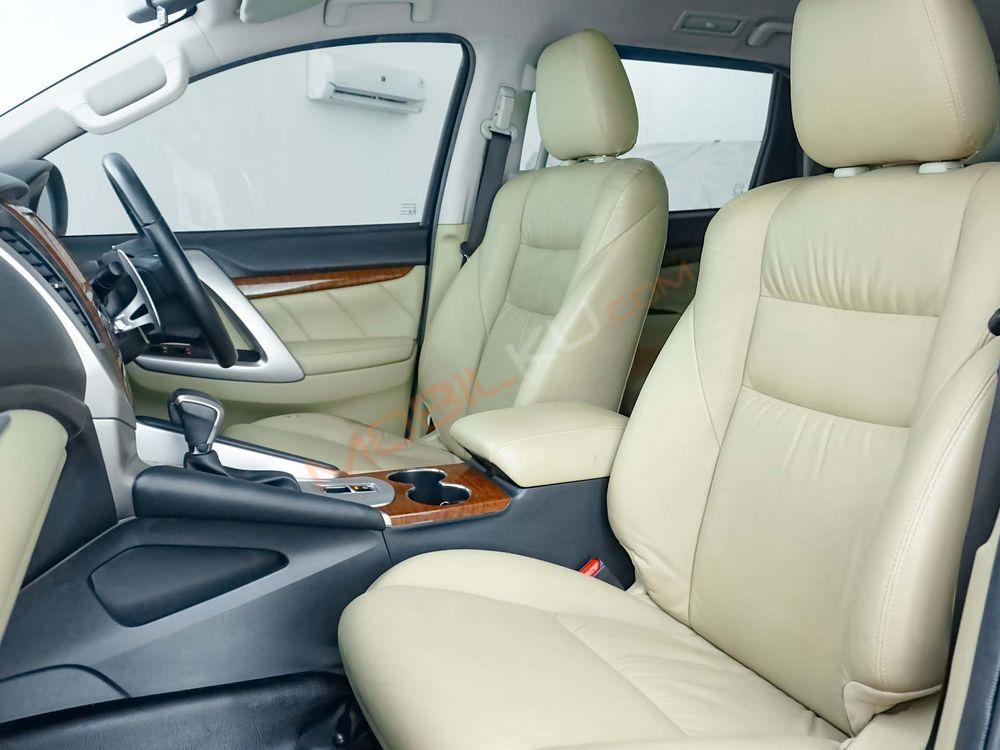 Mobil Mitsubishi Pajero Sport 2019