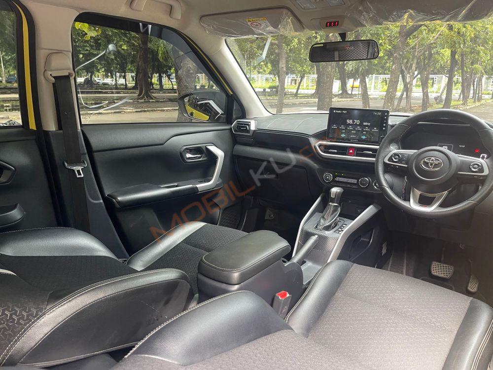 Mobil Toyota Raize 2022