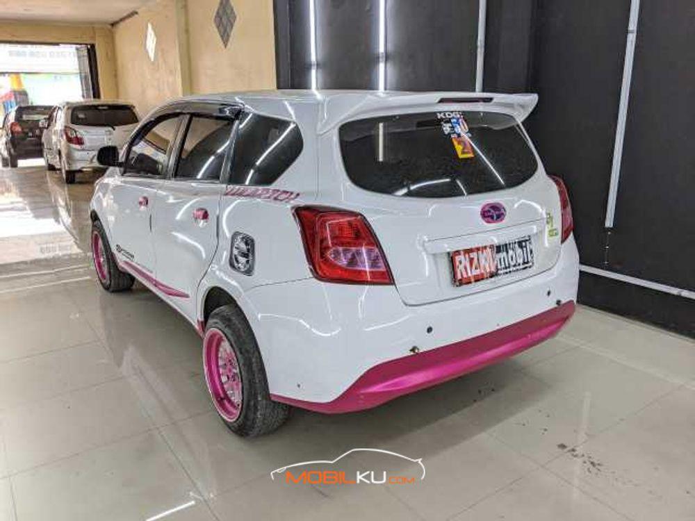 Mobil Datsun GO+ 2015
