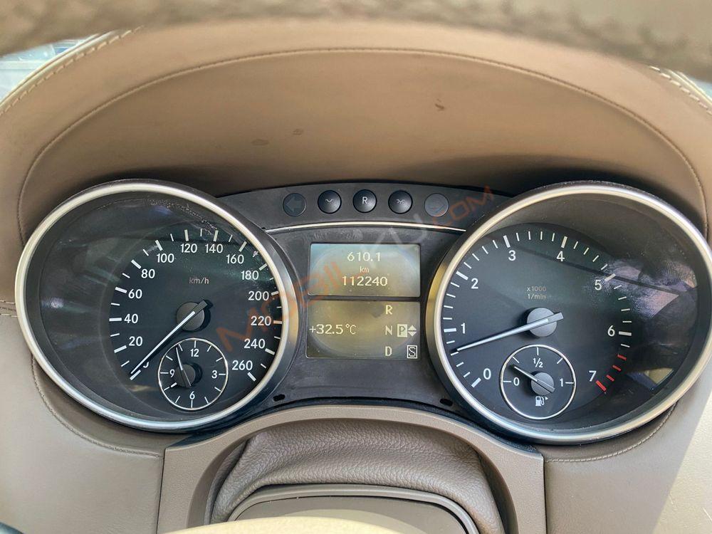 Mobil Mercedes-Benz GL 2009