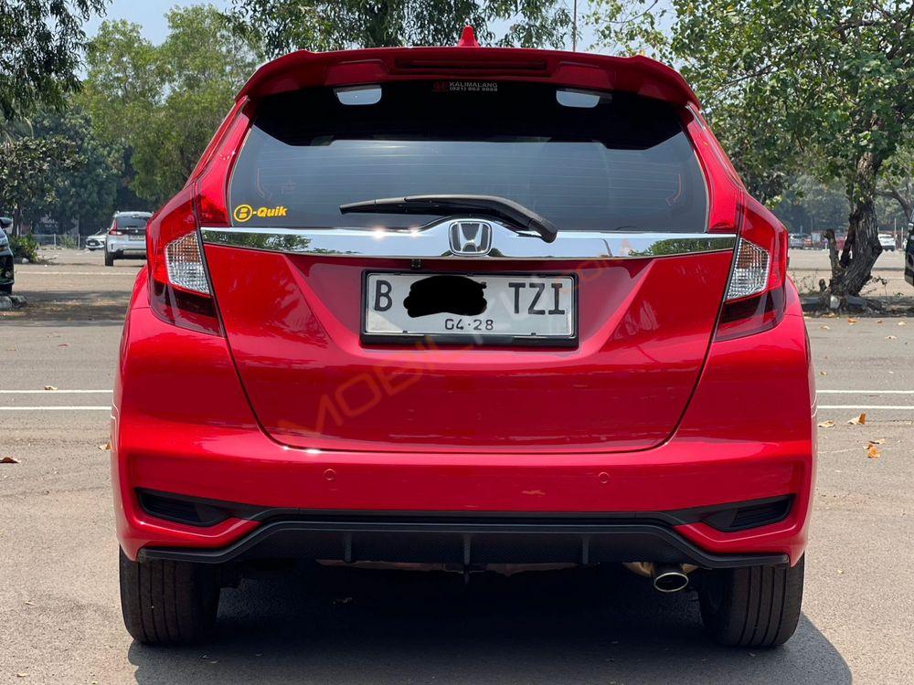 Mobil Honda Jazz 2018
