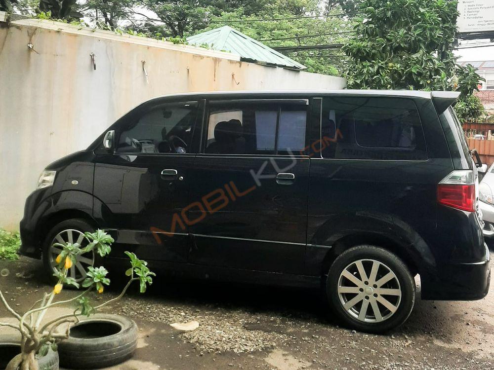 Mobil Suzuki APV 2017