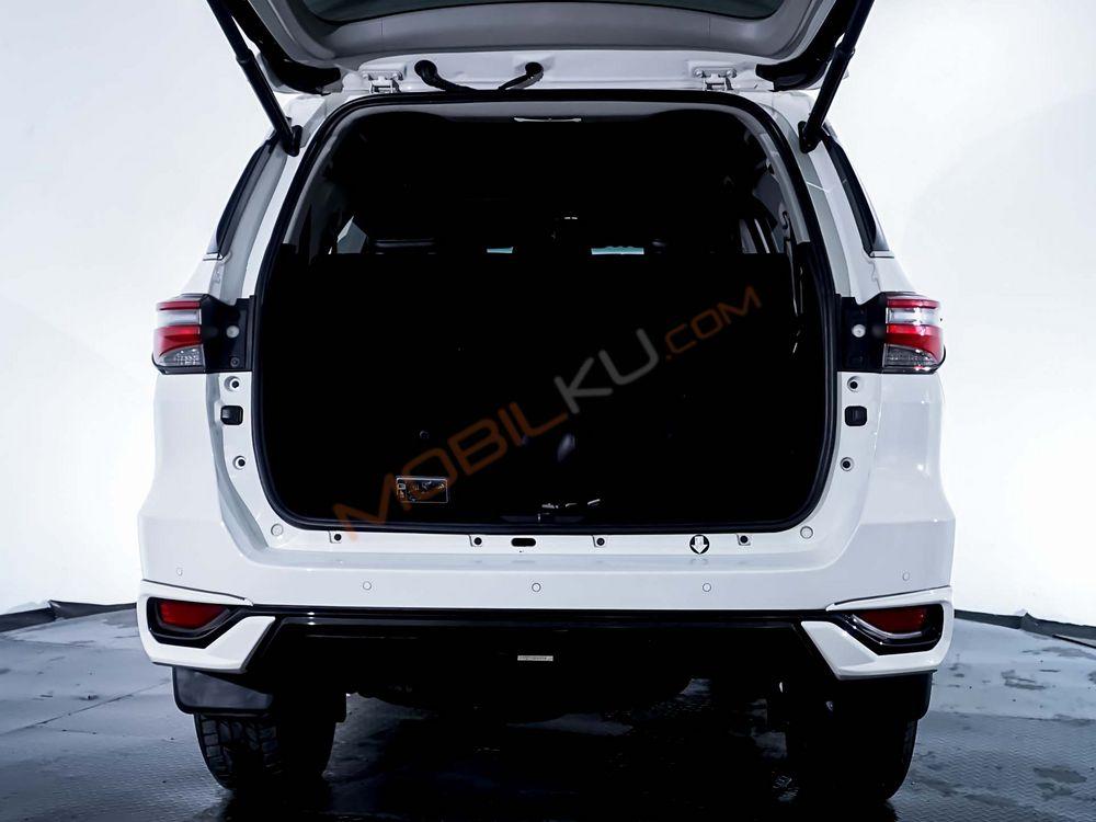 Mobil Toyota Fortuner 2023