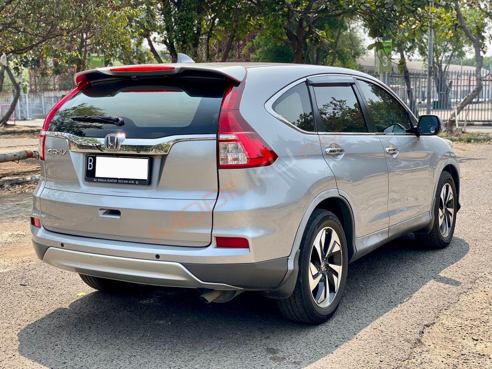 Mobil Honda CR-V 2017