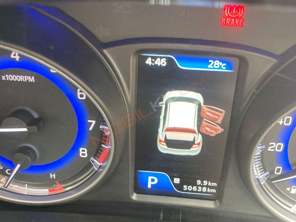 Mobil Suzuki Baleno 2017