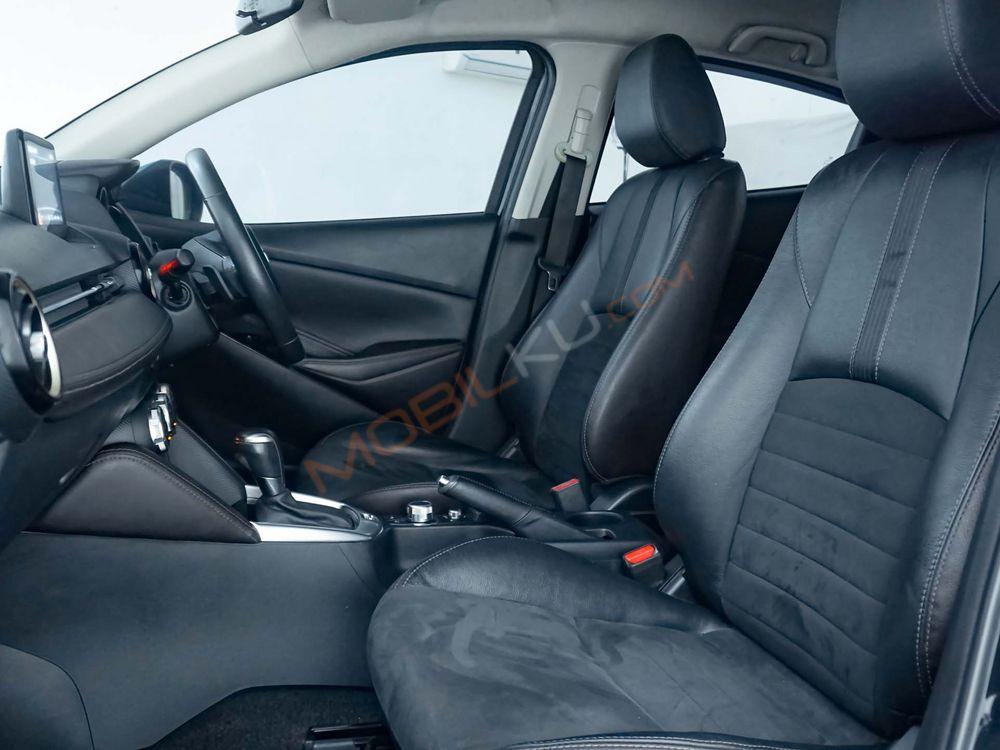 Mobil Mazda 2 Hatchback 2019