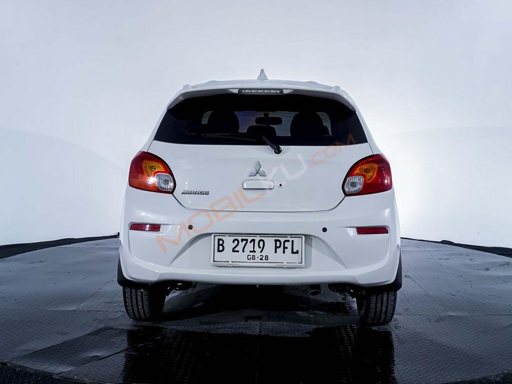 Mobil Mitsubishi Mirage 2016