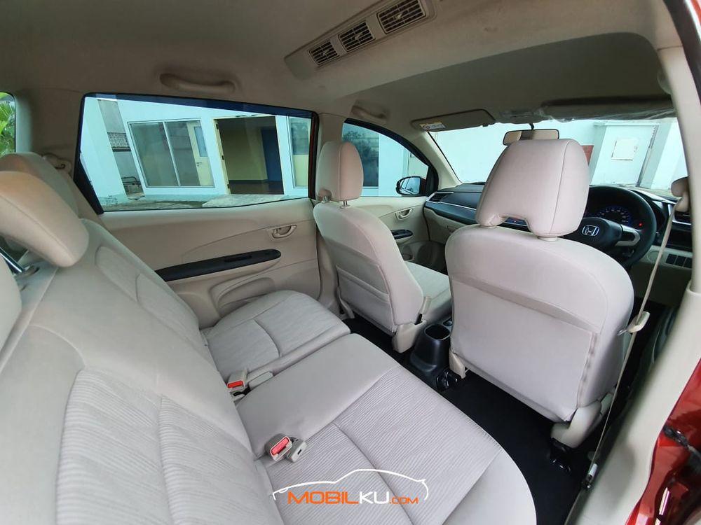 Mobil Honda Mobilio 2017