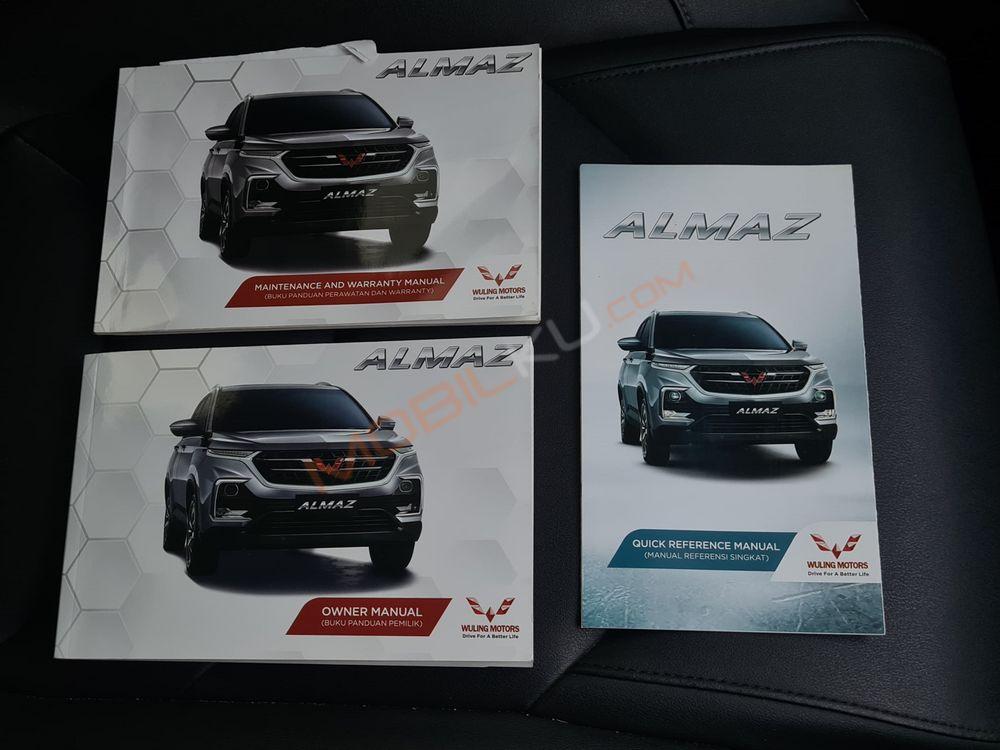 Mobil Wuling Almaz 2019