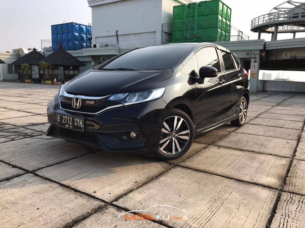 Mobil Honda Jazz 2018