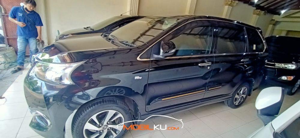 Mobil Toyota Avanza 2017