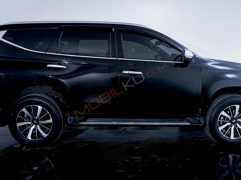 Mobil Mitsubishi Pajero Sport 2019