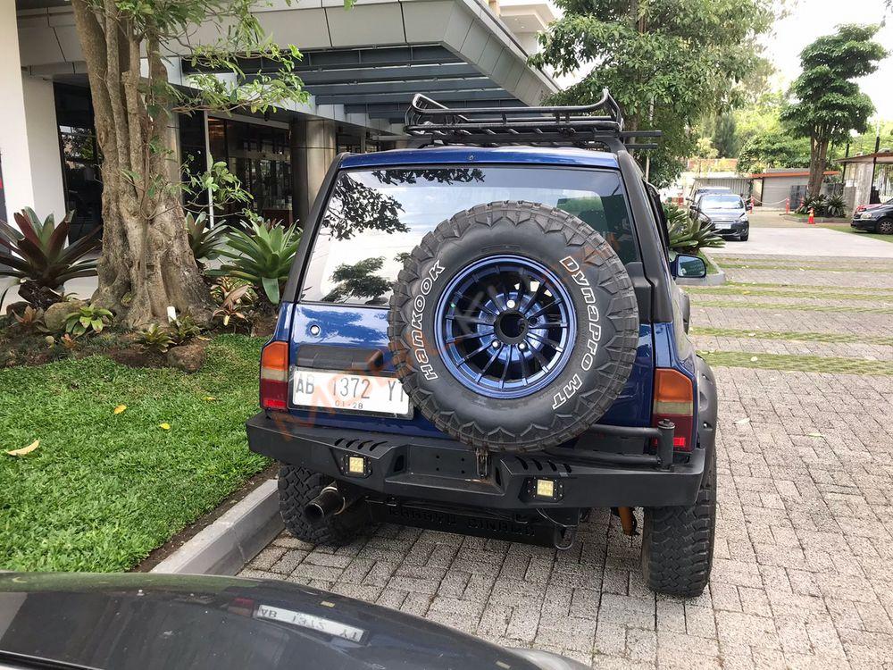 Mobil Suzuki Sidekick 2000