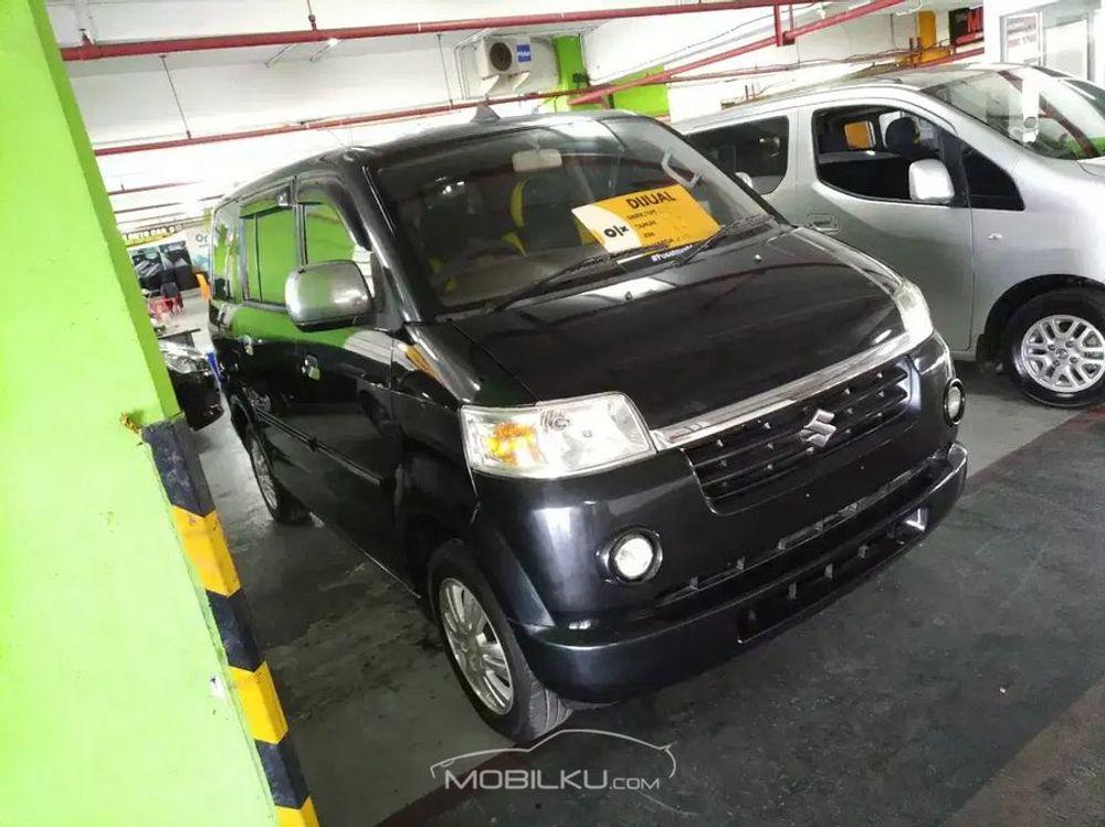Mobil Suzuki APV 2007
