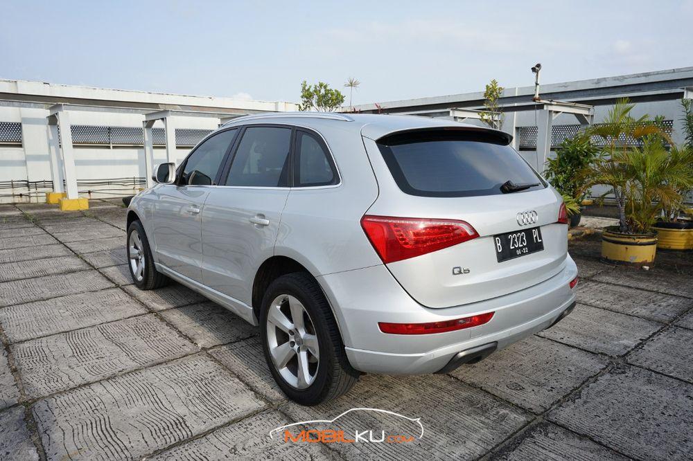 Mobil Audi Q5 2012