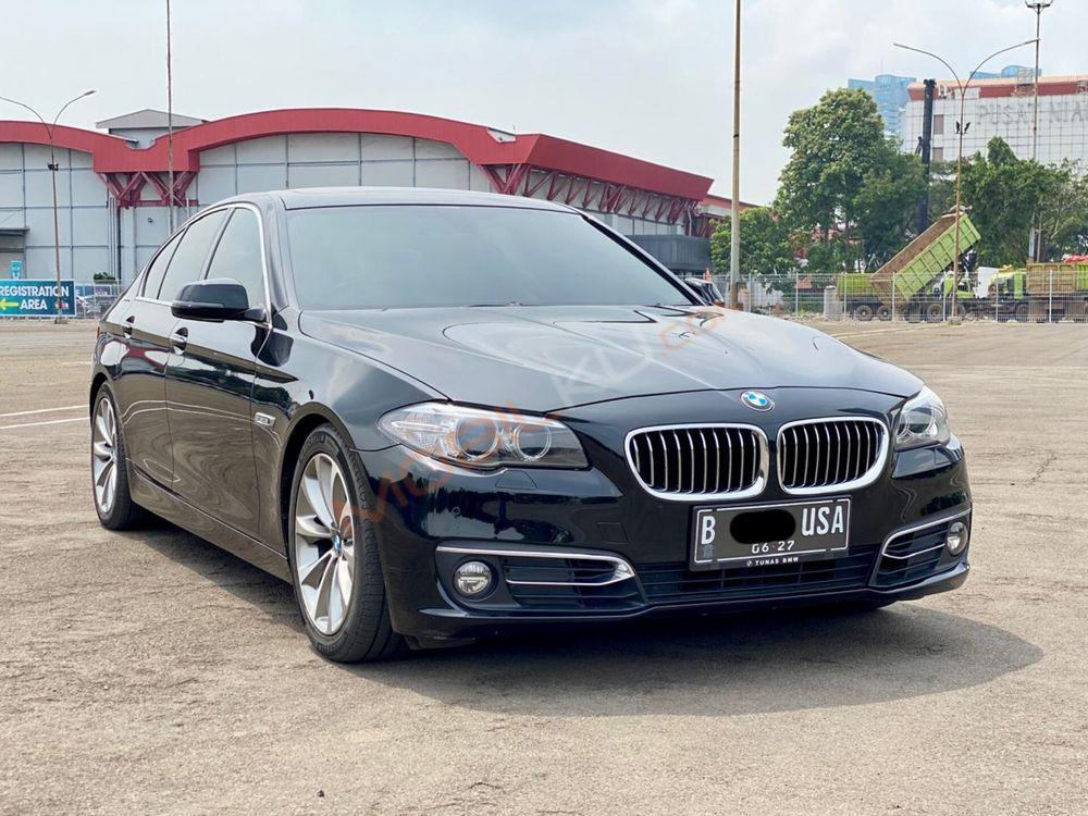 Mobil BMW 5 Series 2016
