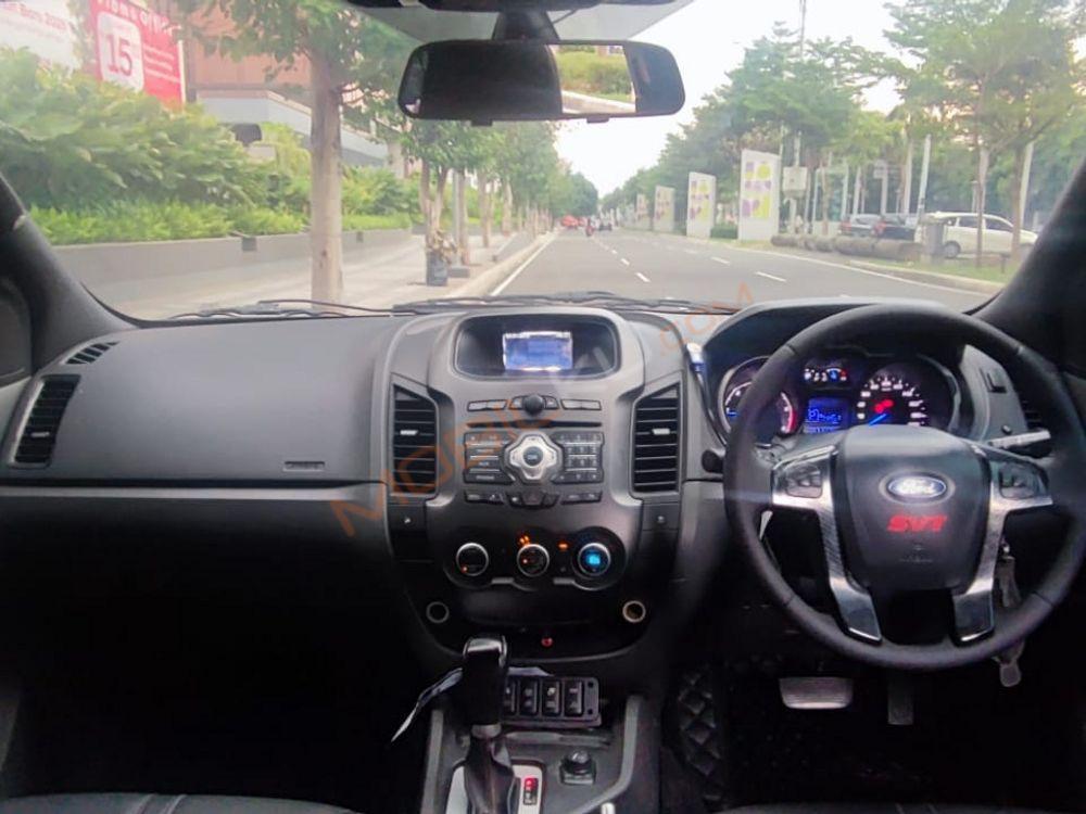 Mobil Ford Ranger 2014