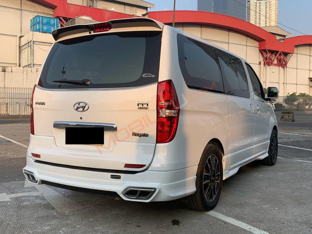 Mobil Hyundai H-1 2018