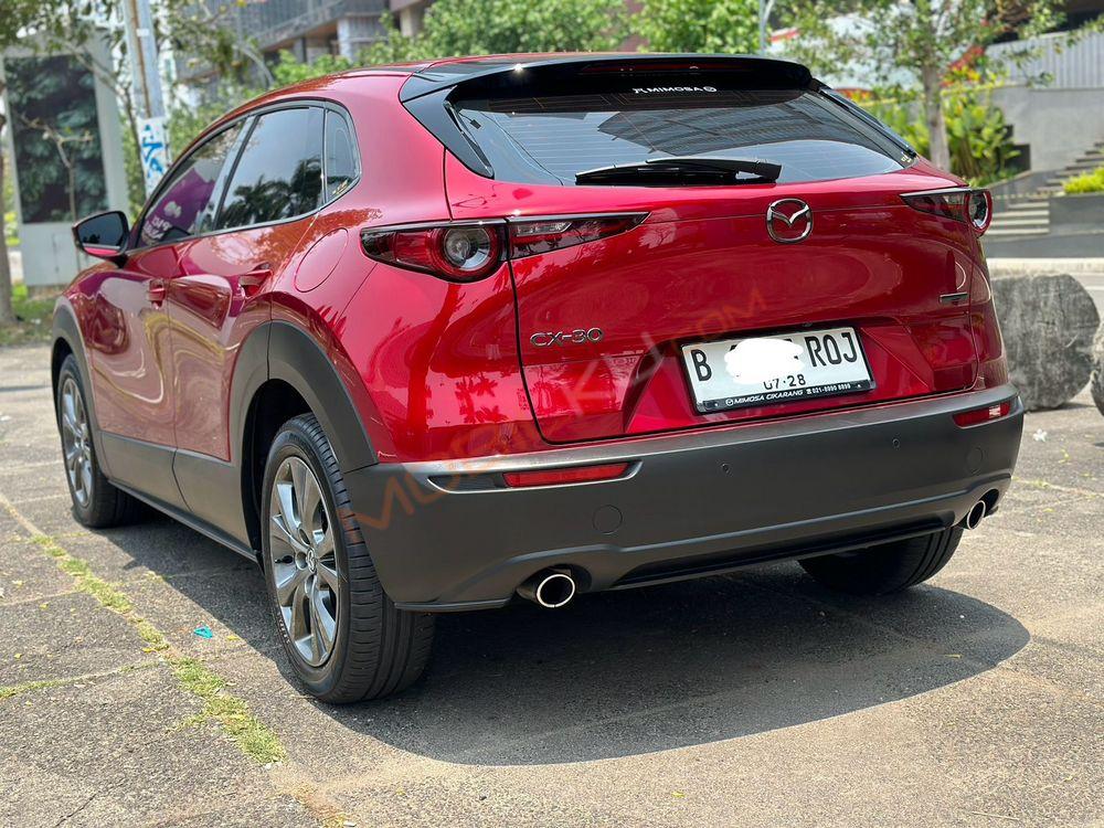 Mobil Mazda CX-30 2023