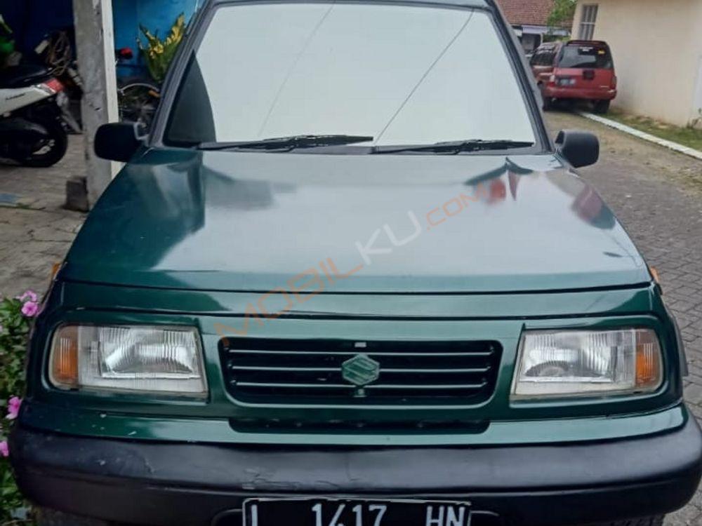 Mobil Suzuki Vitara 1997