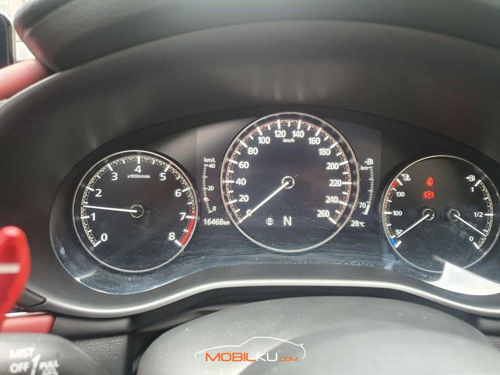Mobil Mazda 3 2020