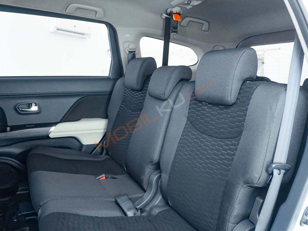 Mobil Toyota Rush 2020