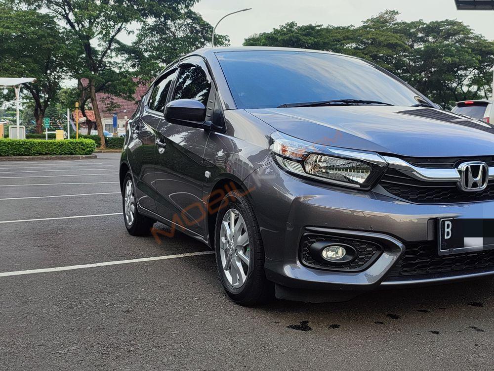 Mobil Honda Brio 2021