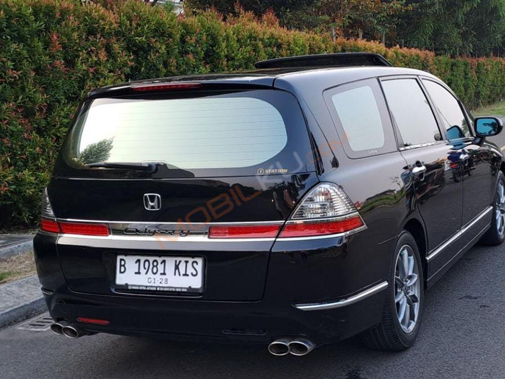Mobil Honda Odyssey 2008