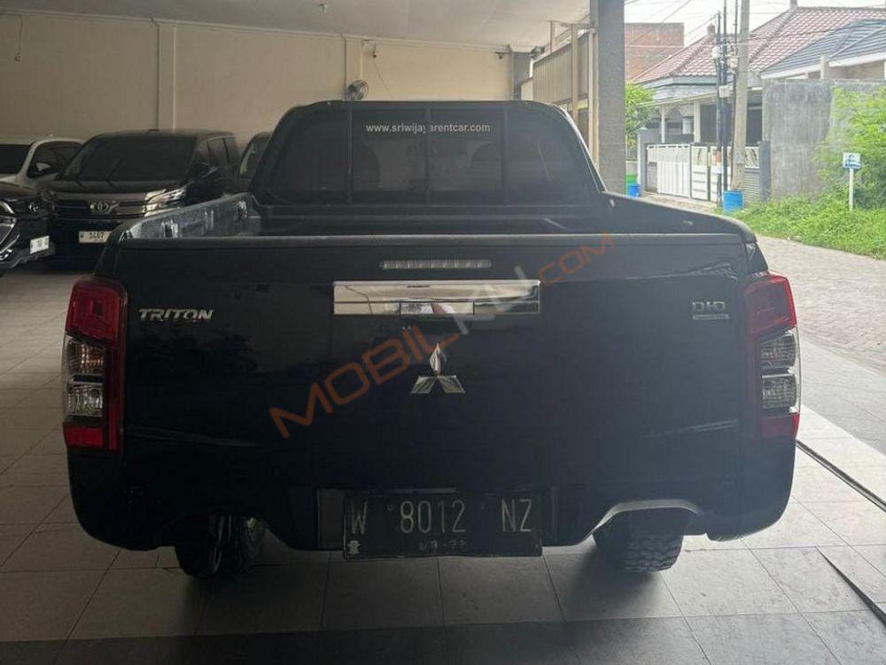 Mobil Mitsubishi Triton 2019