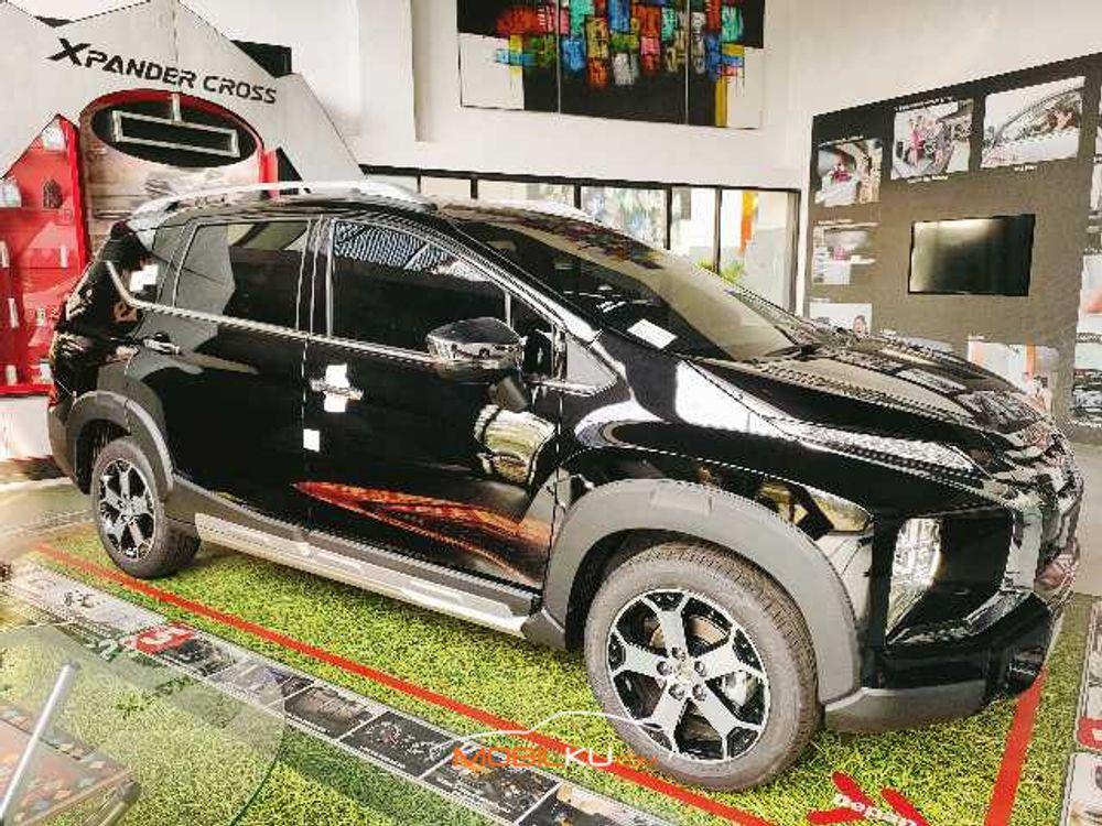 Mobil Mitsubishi Xpander Cross 2021