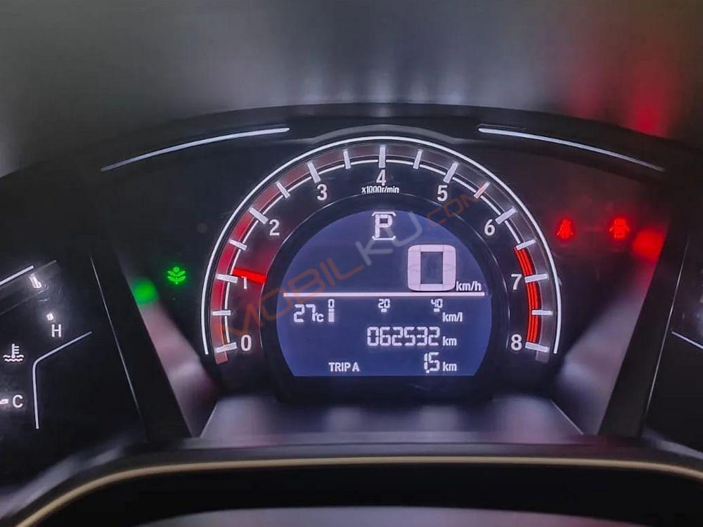 Mobil Honda CR-V 2017