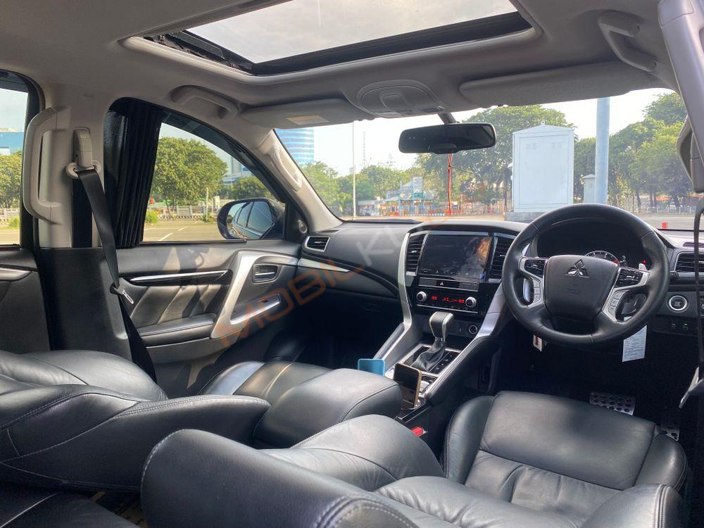 Mobil Mitsubishi Pajero Sport 2022