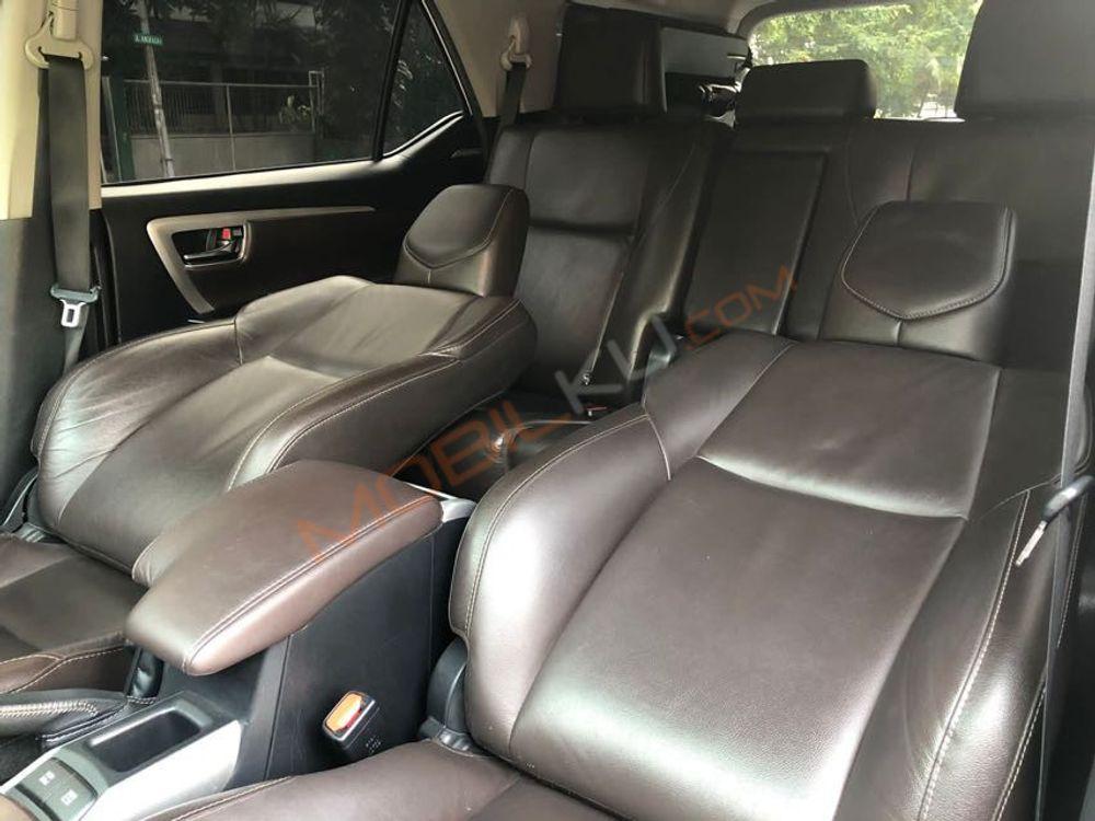 Mobil Toyota Fortuner 2016