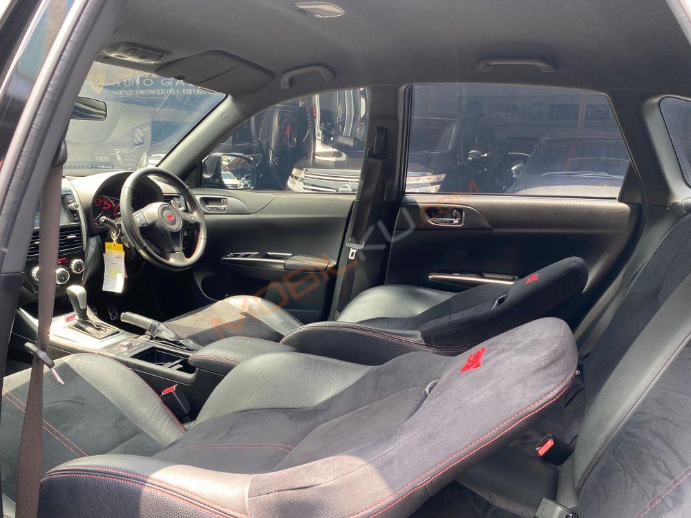 Mobil Subaru Impreza 2013