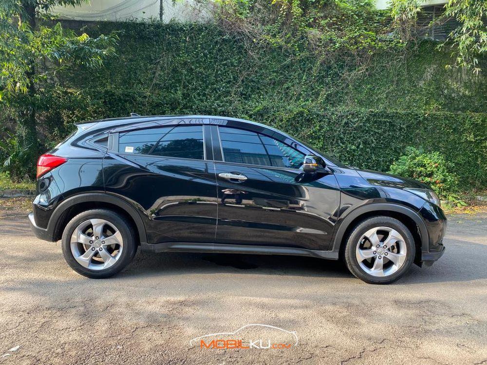 Mobil Honda HR-V 2018