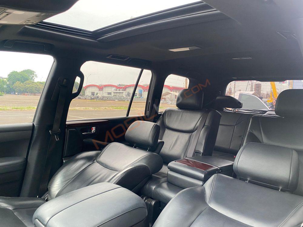 Mobil Lexus LX 2015